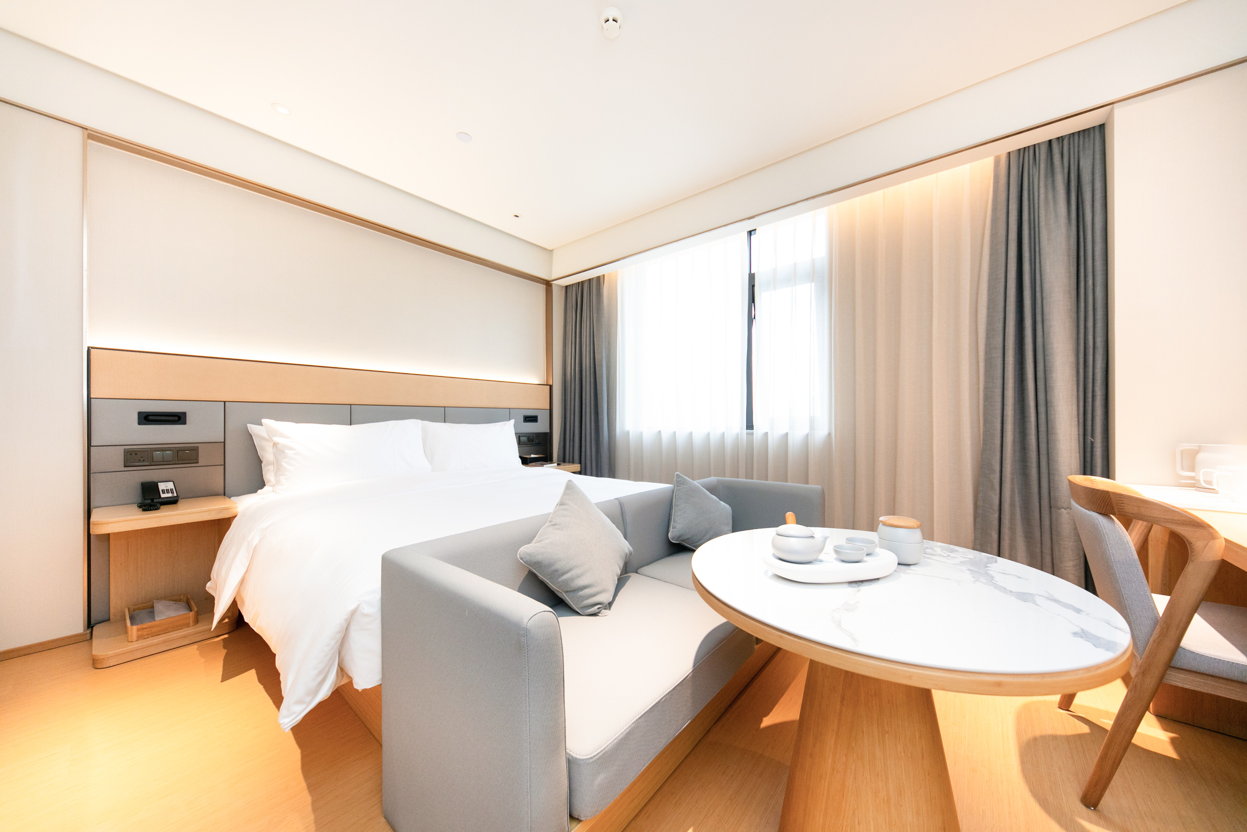 大床房 （65寸投屏大电视+金可儿床垫+质心洗护）