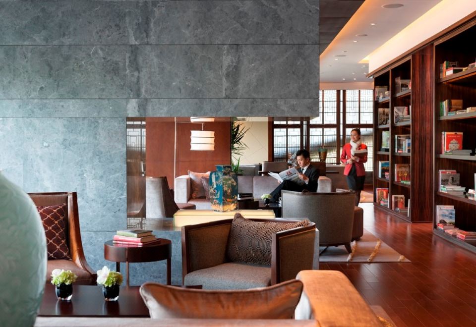 Mandarin Oriental Pudong ShanghaiTwin Star Suite