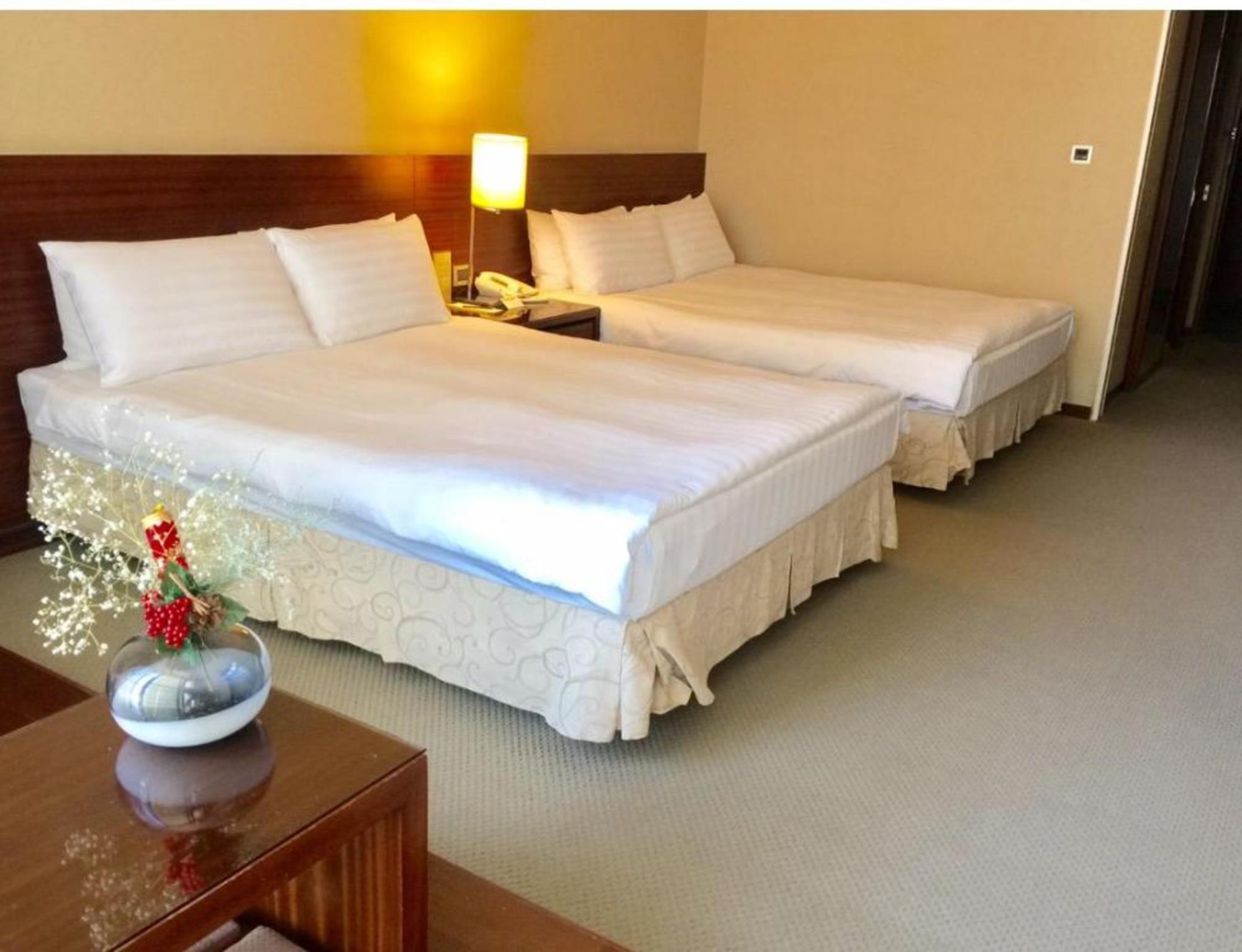 Hotel Del Lago街景风情四人房