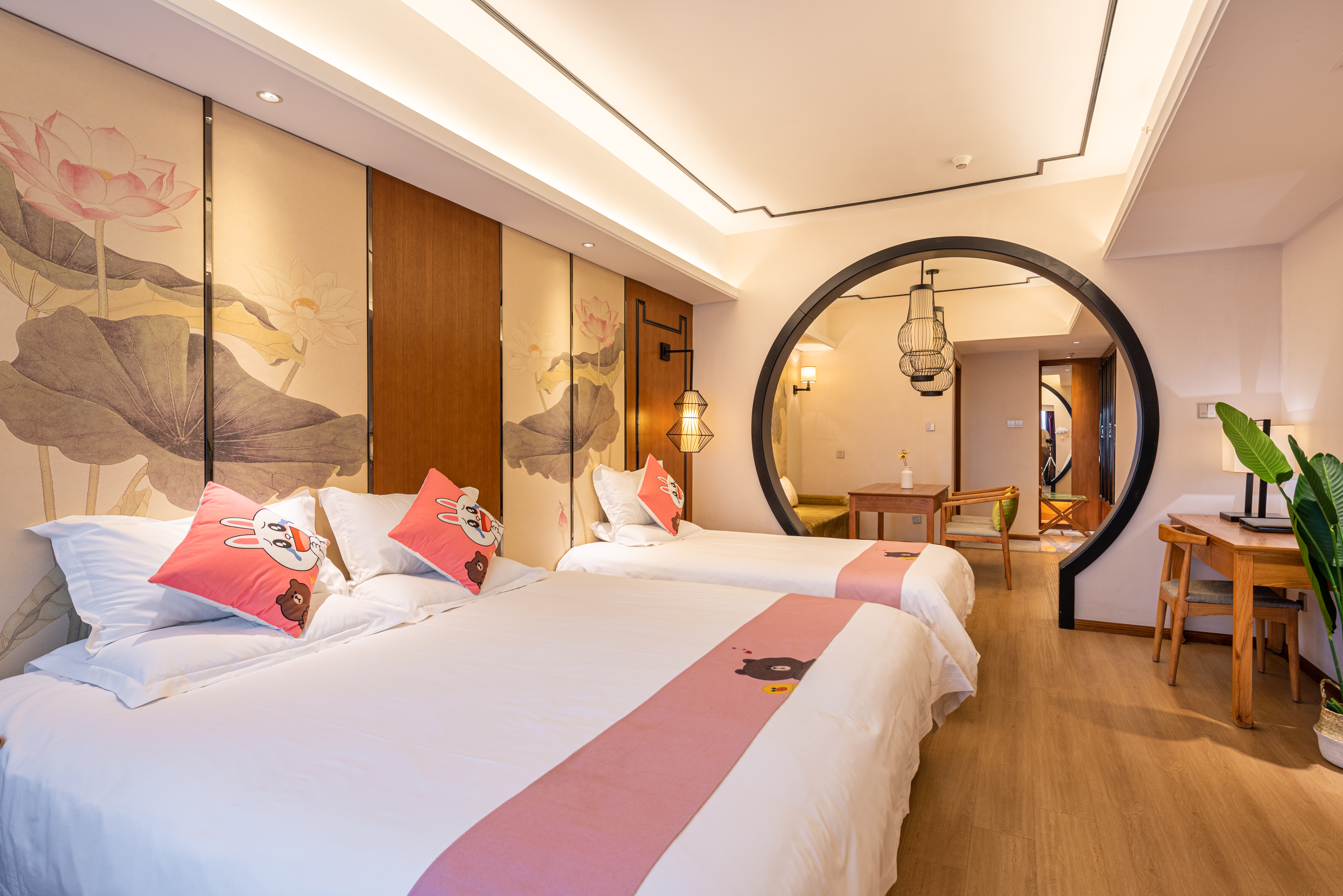 尊享家庭套房（独立会客&小童娱乐空间）