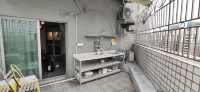 深圳繁舍青年公寓（崗廈地鐵站店）