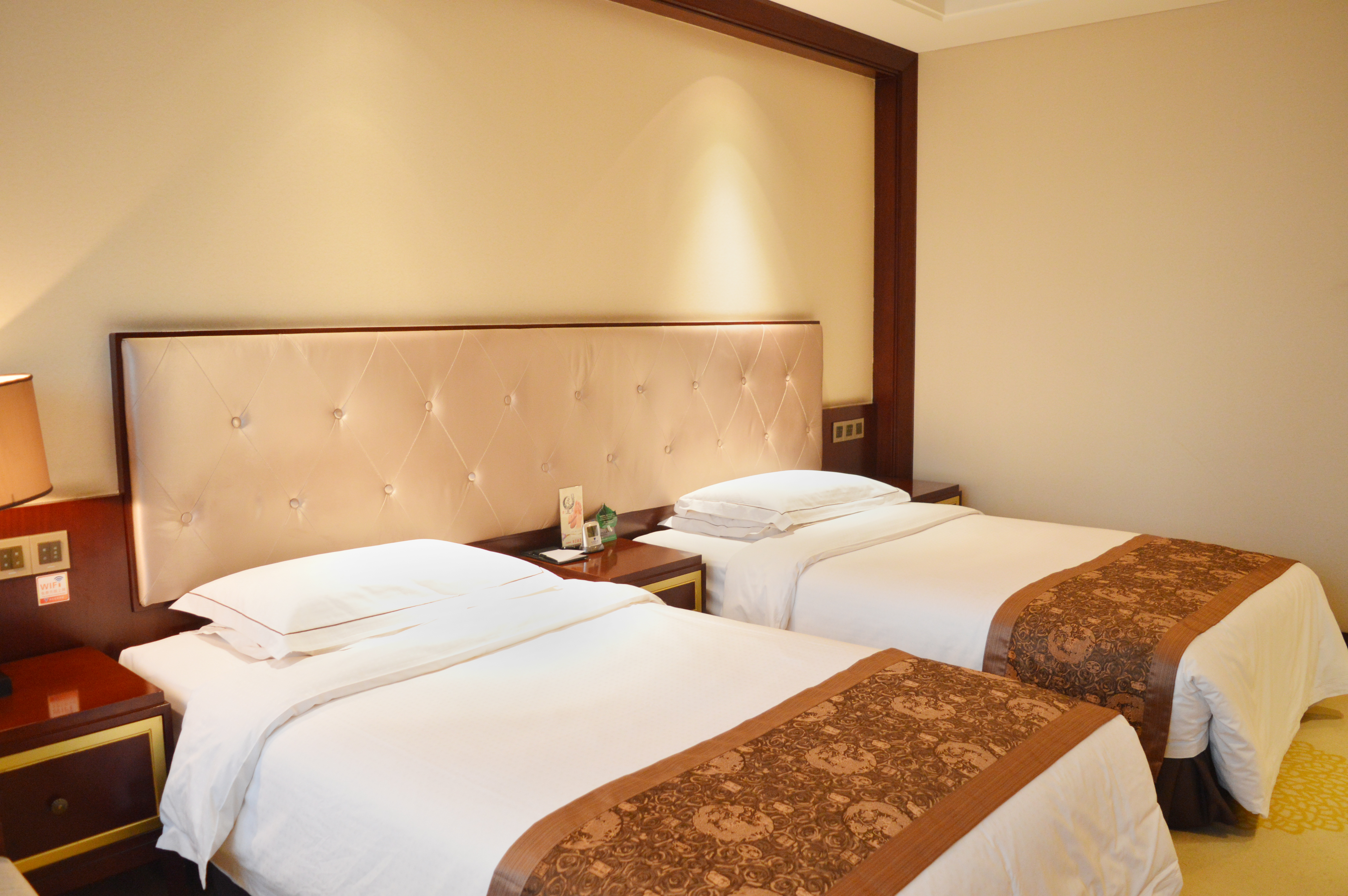 Hongyuan Hotel商務標準間