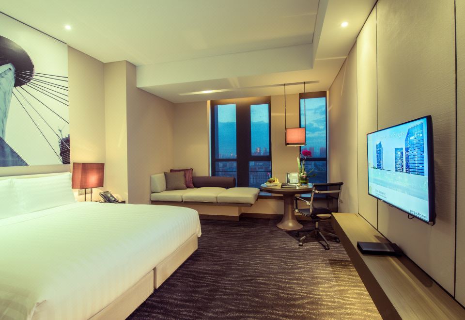 Pan Pacific TianjinDeluxe King River View Room