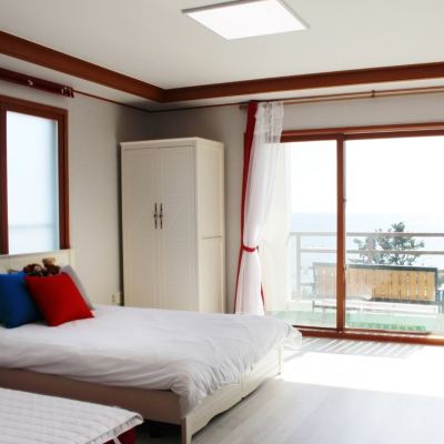 스탠다드 트윈룸-A 바닷가에서 펜션 제주 쿠폰