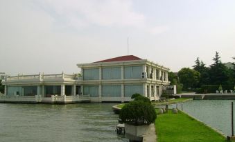 Shangqin Yangcheng Lake Hotel