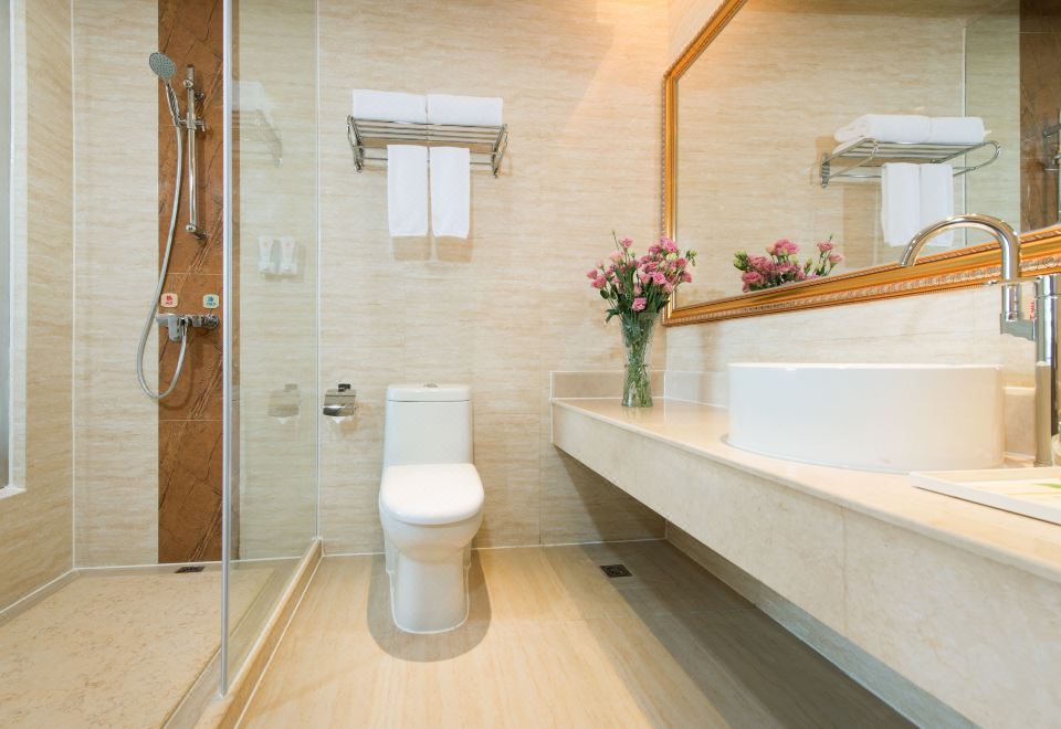 豪华大床房【静谧空间+美景美霞+舒适零压床垫】