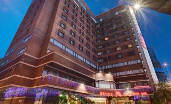 New Riverview Suites Taipei - Housity