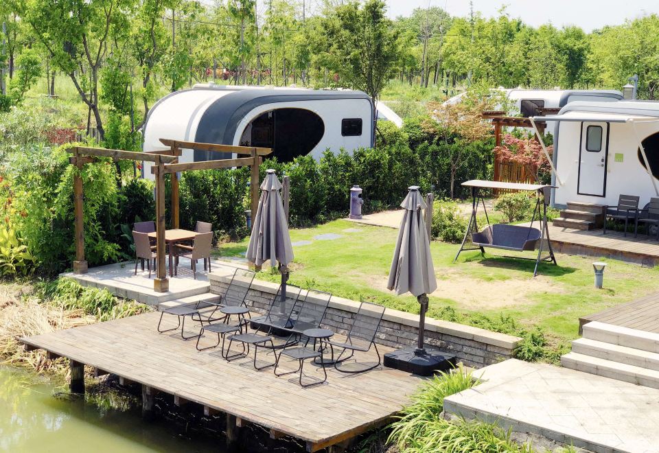 RV - River-View (Double bed)