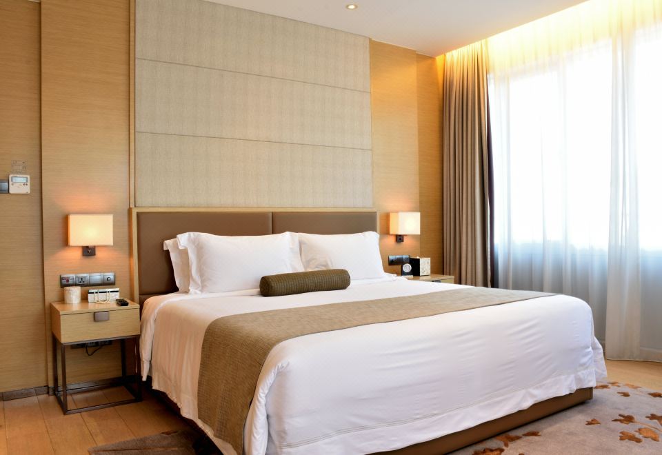 Two-Bedroom Executive -1 Double&Twin