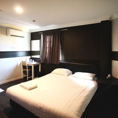 Super Deluxe Double Room With Balcony