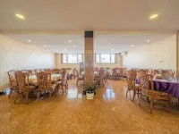 Halun Hotel