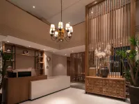 Yashangyinting Hotel [The first choice for overseas tourists] Hotels in Leshan
