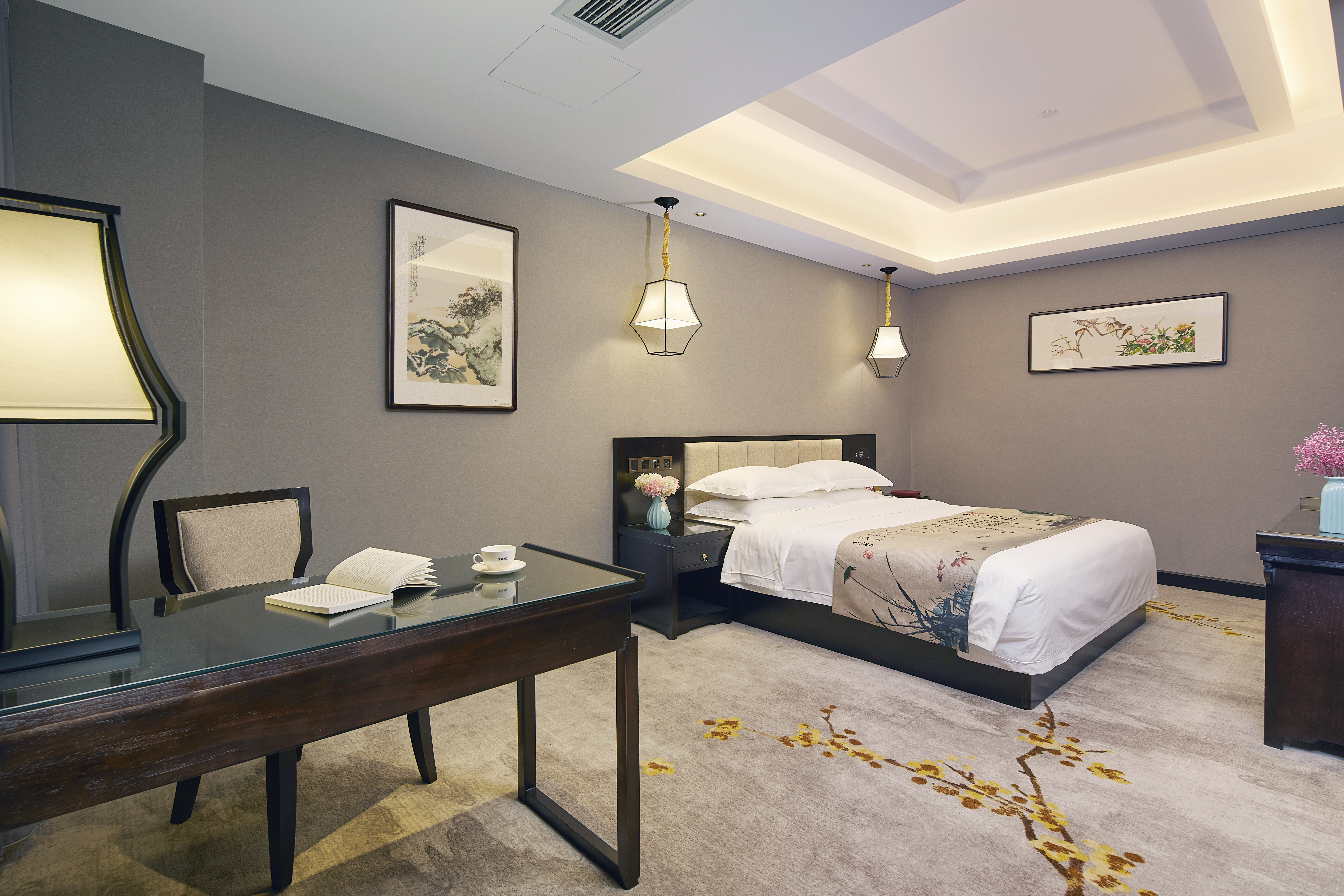 乘月人归豪华大床套房