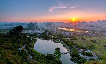 Yunqi Hotel (Guilin Convention and Exhibition Center)