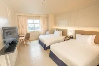 The Monarch Hotel Hotel di 
