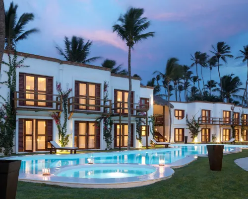 Blue Residence Hotel โรงแรมในเจริโคโคร่า