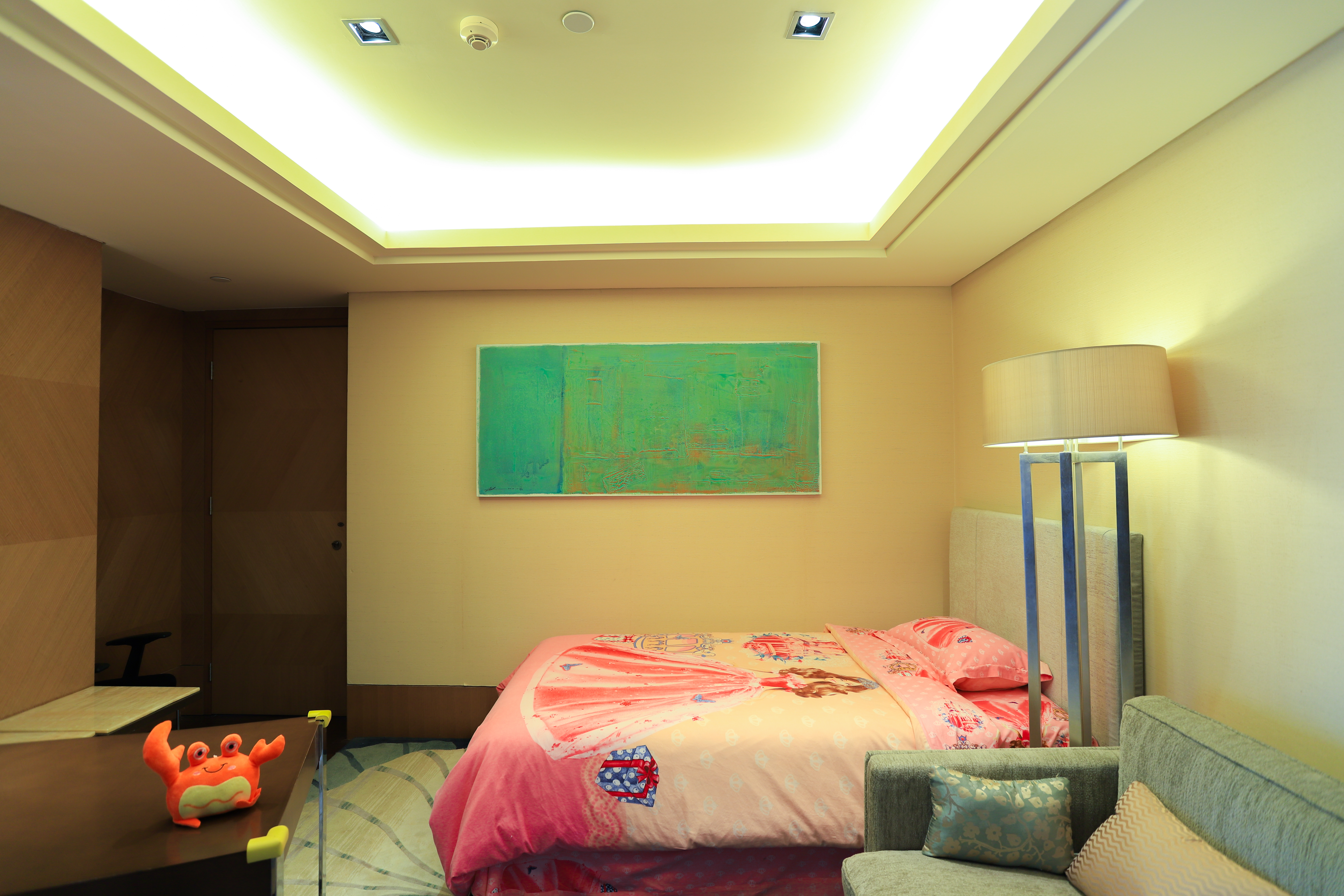 豪华海景卡通主题亲子套房（180°海景，带阳台）