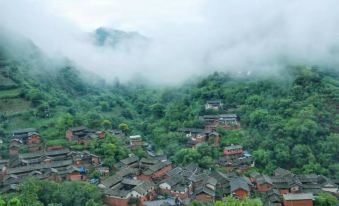 Guanjing Inn Nuodeng Ancient Village