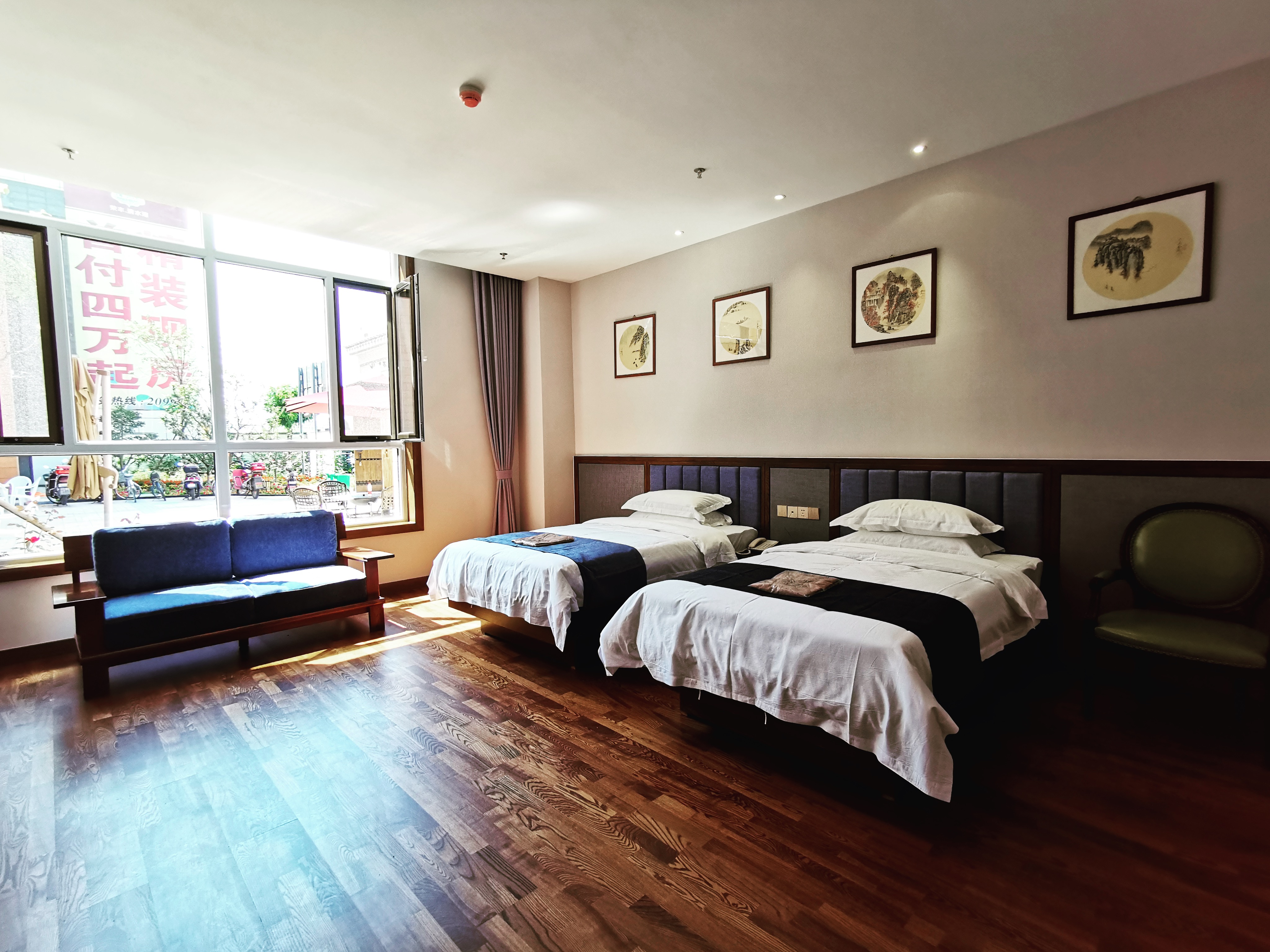 园景雅致双床房