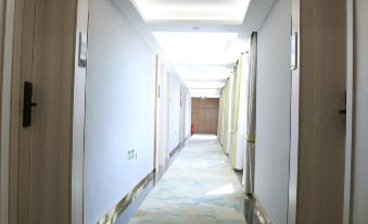 Jiangyou Xiangtai Business Hotel