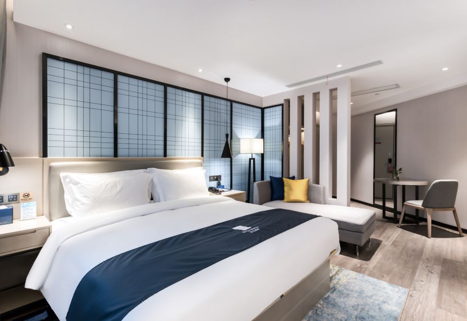 智能商務大床房 （舒適辦公）