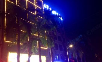 Junchuang Business Hotel