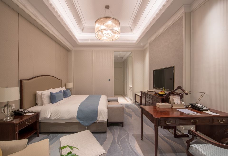 Zhongwu HotelDeluxe Room - With View (Double Bed)