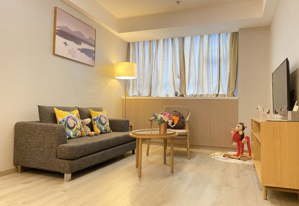 Sunshine City Tsuen Wan Hotel (Xi'an Hi-tech Dadu Dian Shop)Deluxe Animal Party Family Room, 2-Bedroom (Cooking Allowed + With Tub)