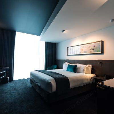 King Room Eatons Hill Hotel Promo Code