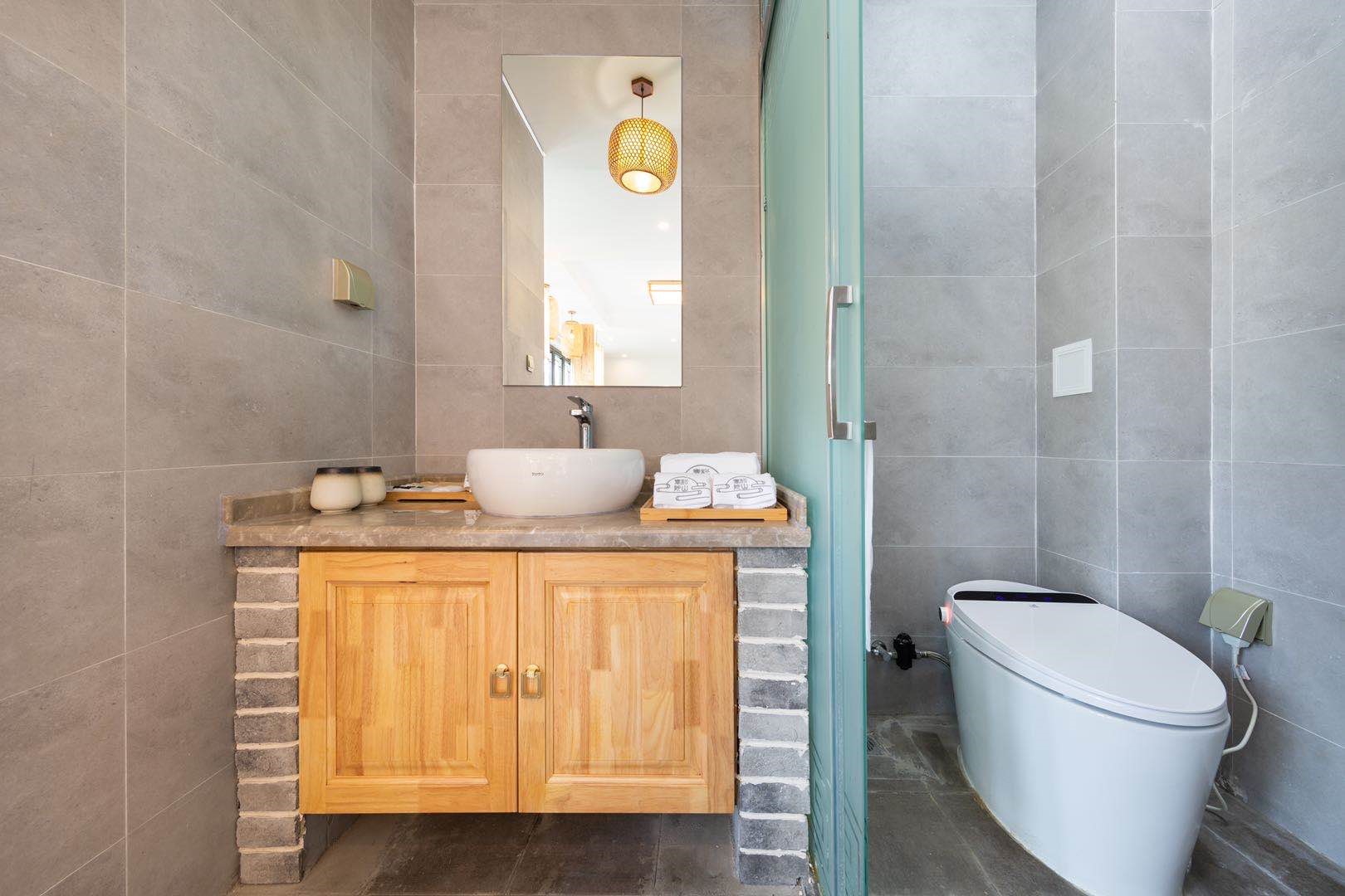 云居精品露台山景套房