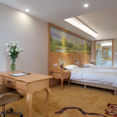 高級套房 格林豪泰（深圳羅湖東門老街晒布地鐵站店）優惠