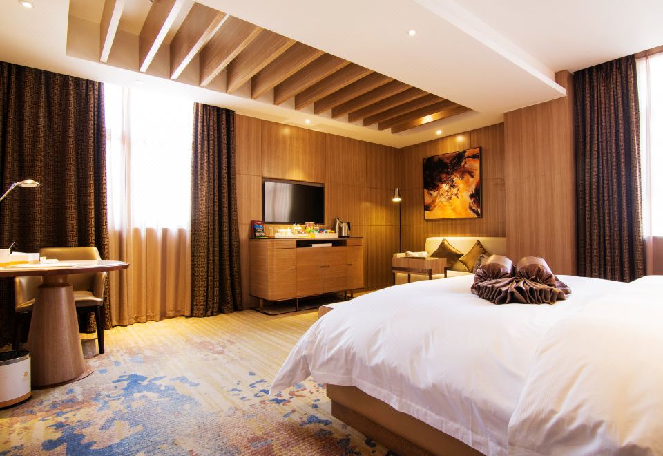 Celebrity HotelDeluxe Single Room