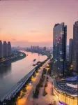 Leisure· River View Loft Suites Hotel (Qiaokou Road Metro Branch, Yuexiu Fortune Center) Hotels in 