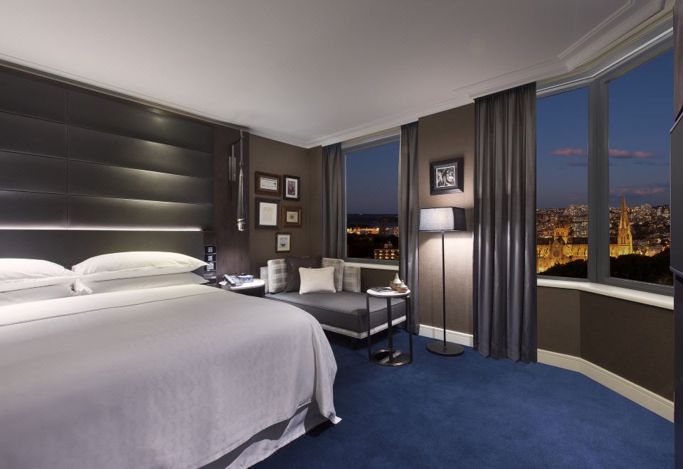 Sheraton Grand Sydney Hyde ParkExecutive Suite With Club Access