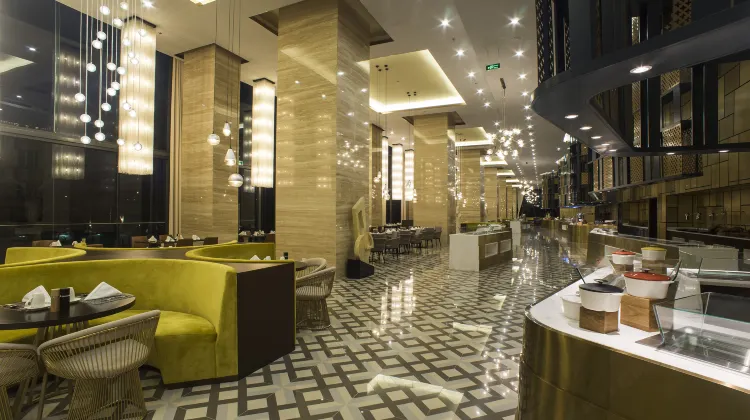 ラディソンブル リゾート フーコック 食事・レストラン