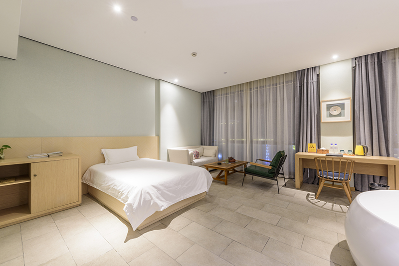 湖景亲子主题套房