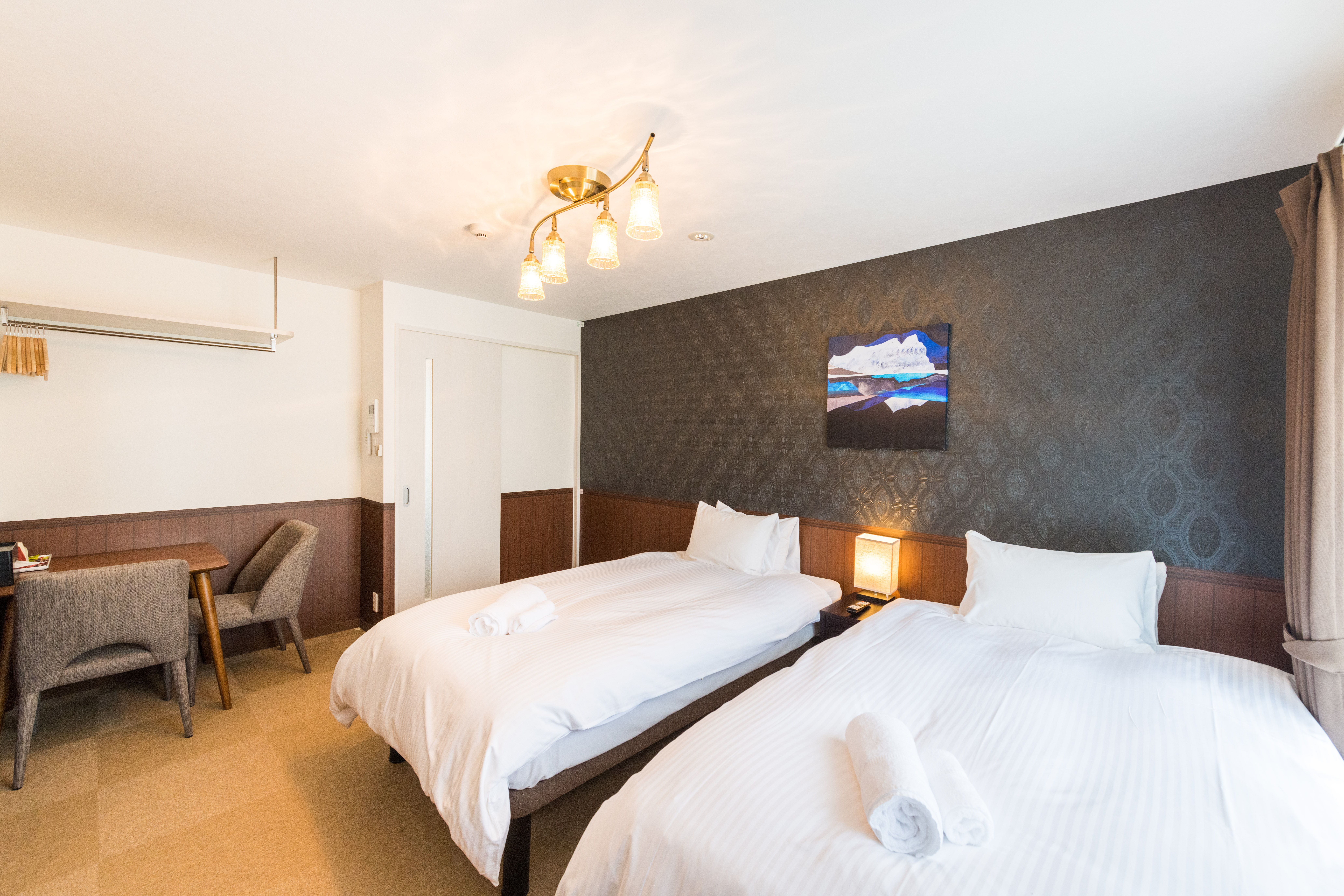 标准双床房【浴缸泡澡观影+中日英语言服务+智能烘乾机+禁烟】