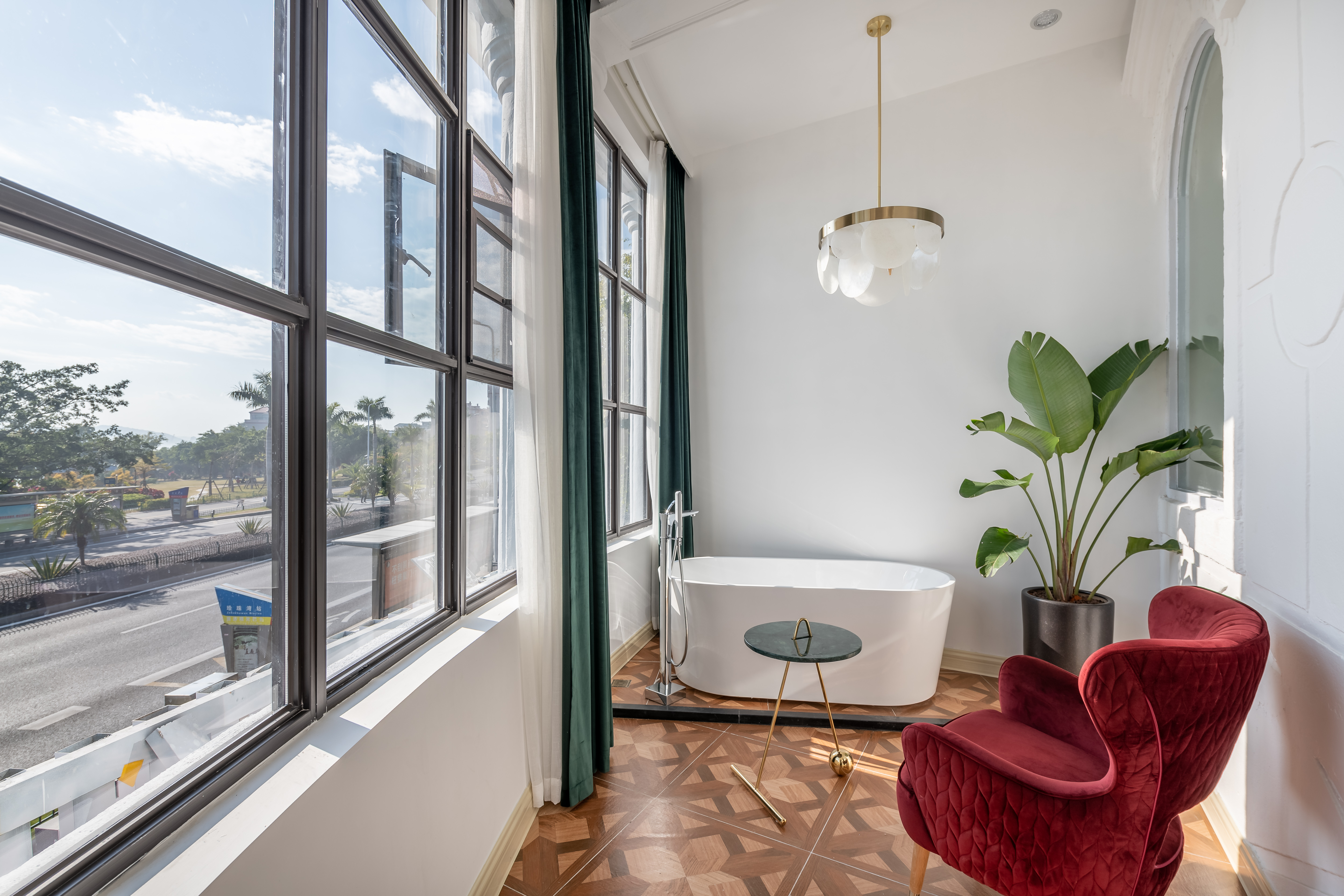 看海.直面海景陽臺大床房