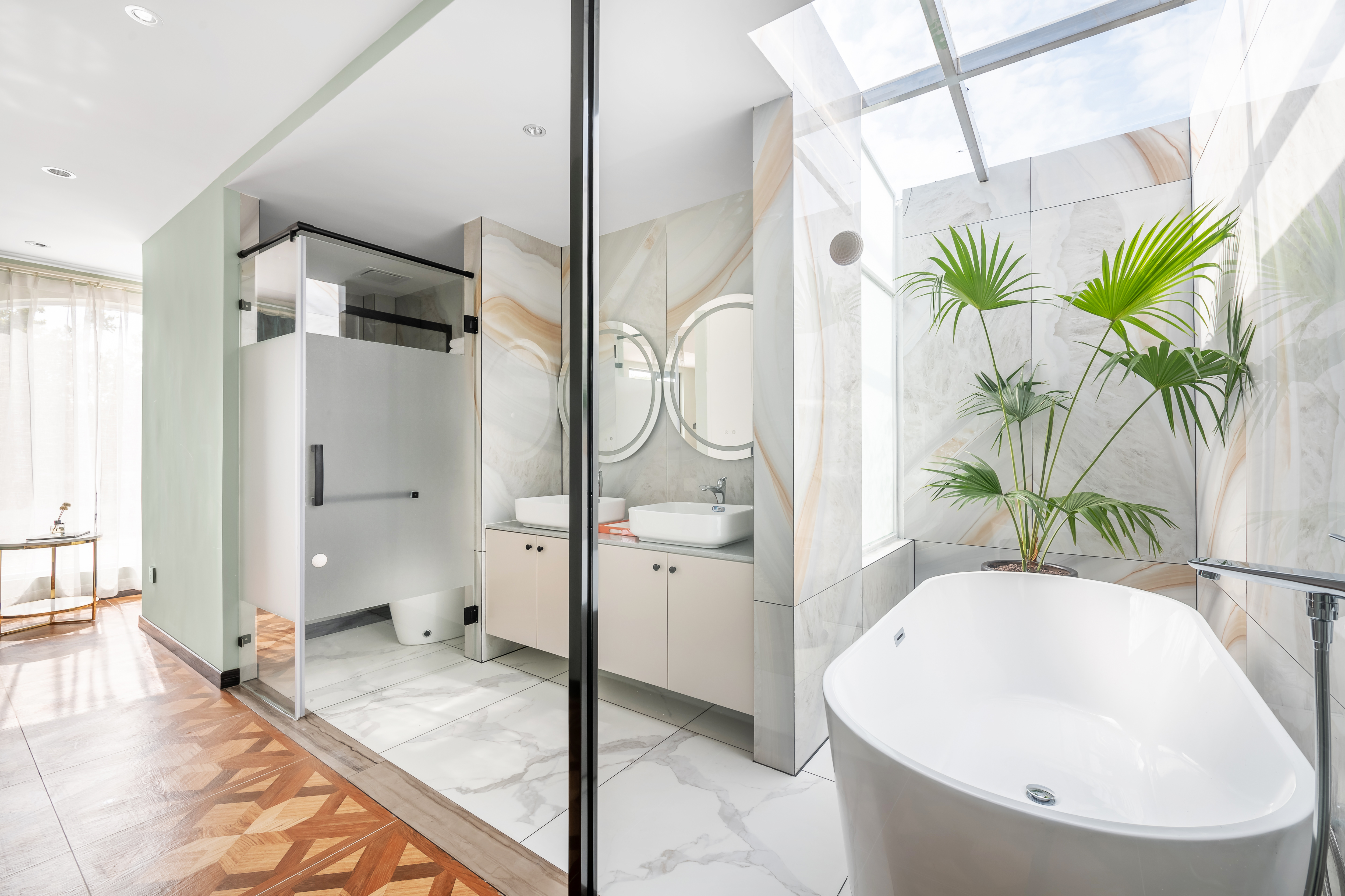 KTV音影觀海.露臺海景親子套房