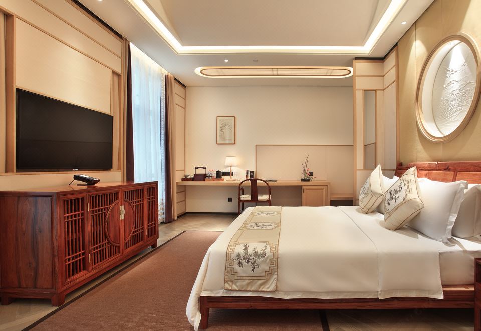 Guestroom (Queen bed)