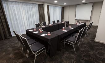 Rydges Canberra, an EVT hotel