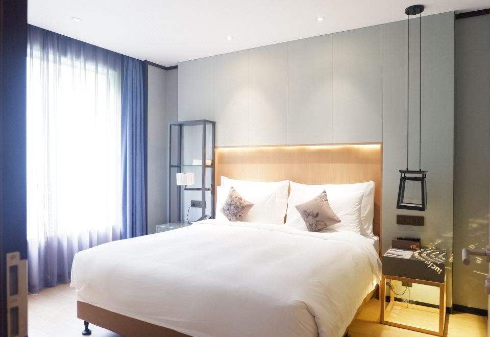 The Lucid Resort TiantaiScenic Lu Ting Featured Room