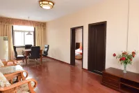 Jinse Hepan Business Hotel