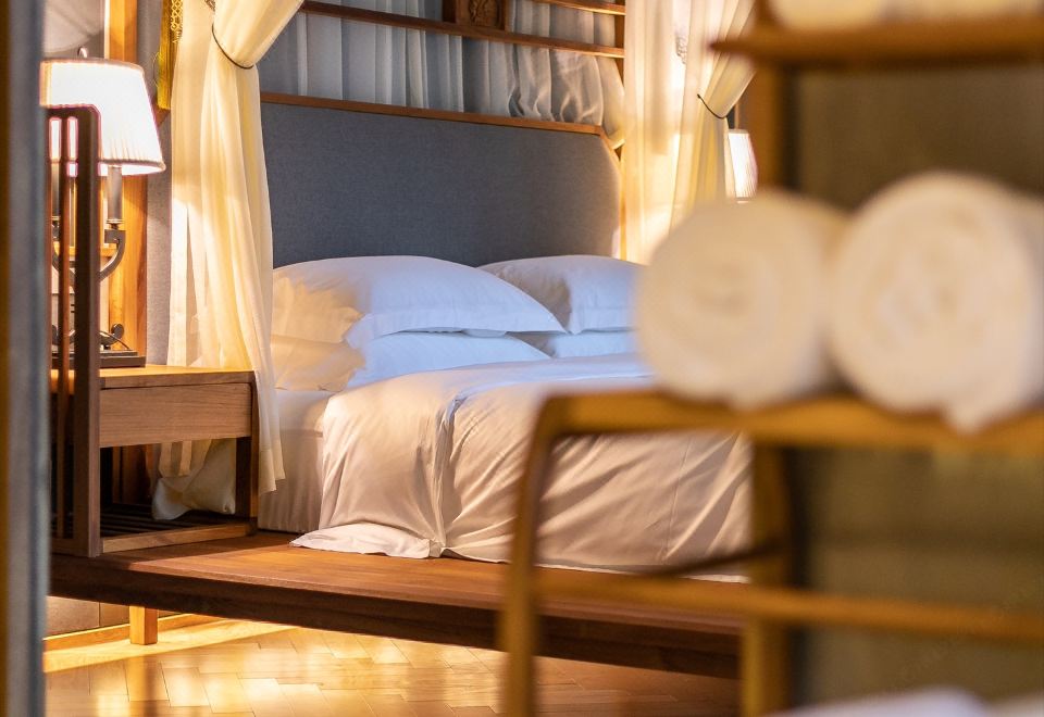 瀾景套房（寶格麗洗護+獨立浴缸）