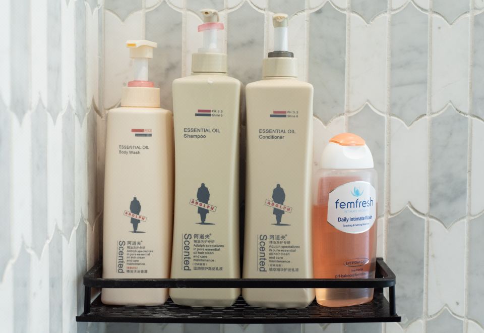 月滿軒窗·弦思大床房「巨幕投影·智能茶臺」