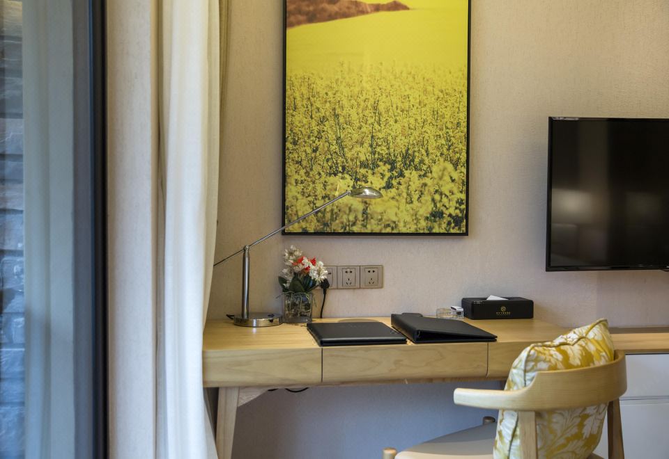 Yuetianxia Hot Spring HotelHot Spring Villa Big Bed Room