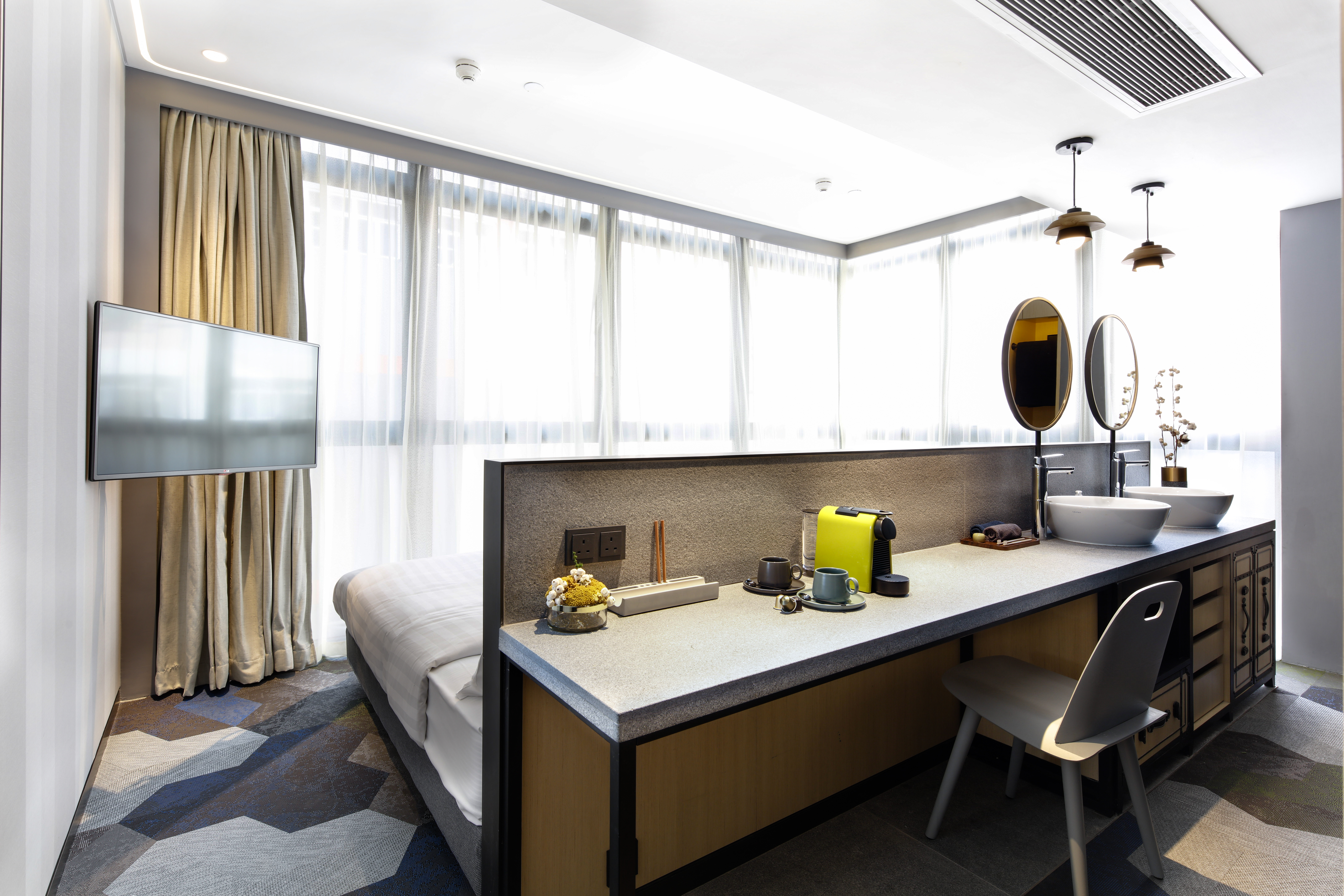 Family Ease Quadruple