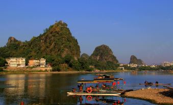 Homeinn (Guilin Elephant Trunk Hill Park Two Rivers and Four Lakes)
