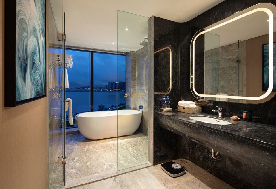 海湾套房（观港珠澳大桥+观海浴缸+欧珑洗护）