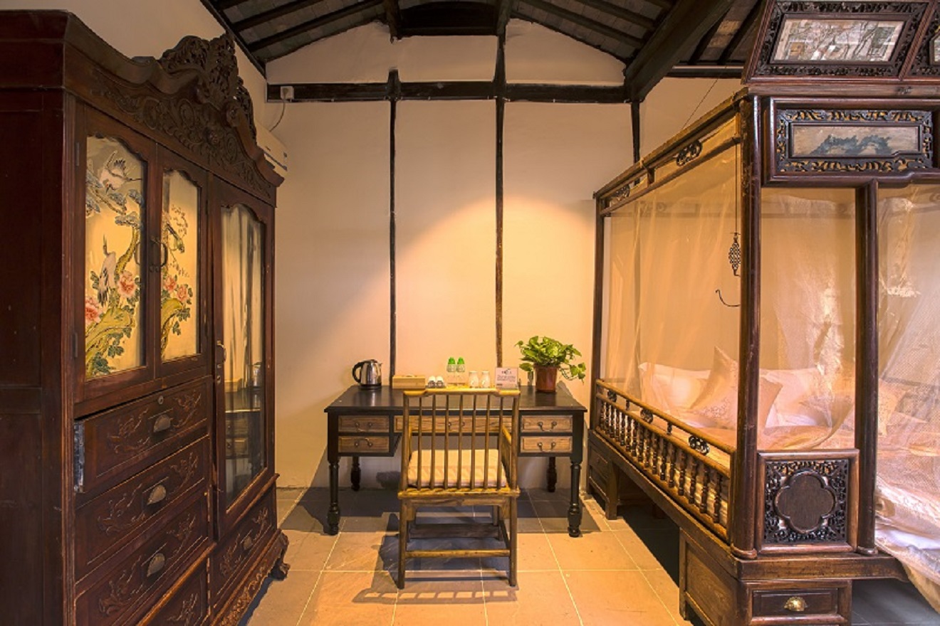 独栋·三卧一厅江南庭院（二四六）（绝美雕花床+园林小院+民国会客厅）